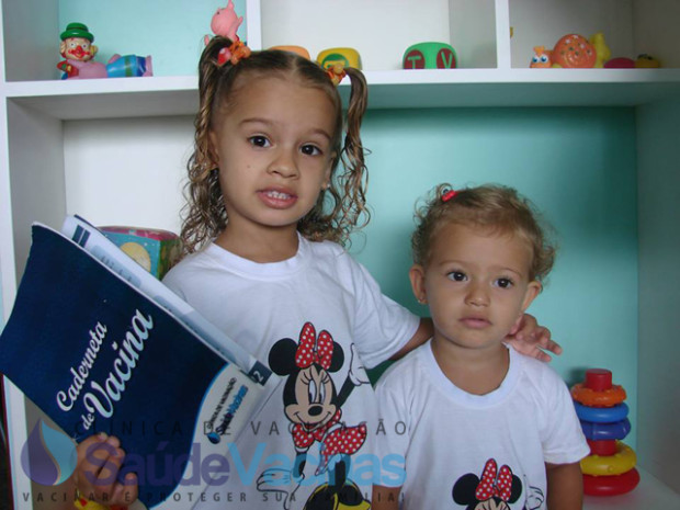 ANA LAURA E CLARISSA SILVA